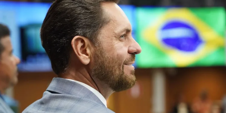 bruno-peixoto-precisa-de-um-partido-para-chamar-de-seu:-o-prd