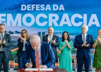 lula-veta-integralmente-pl-da-dosimetria-que-previa-reducao-de-penas-por-atos-de-8-de-janeiro