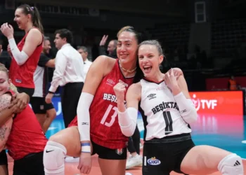 central-do-besiktas-e-multada-em-r$-50-mil-por-tapa-em-companheira