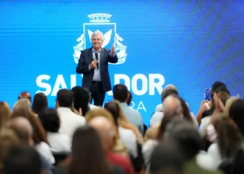 na-bahia,-caiado-foca-discurso-na-seguranca,-calcanhar-de-aquiles-do-pt-no-estado