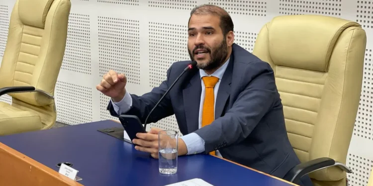 vergilio-cobra-‘coerencia’-contra-veto-de-mabel-a-revogacao-da-taxa-do-lixo