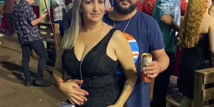 mulher-e-morta-a-tiros-dentro-de-casa-em-itumbiara;-companheiro-tambem-morre