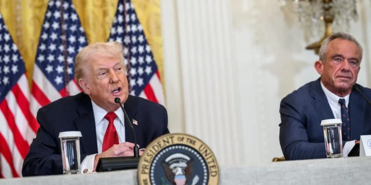 trump-ameaca-franca-com-tarifa-de-200%-sobre-vinhos-e-champanhes