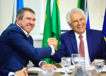 caiado-admite-conversar-com-outros-partidos-para-ser-candidato-a-presidente