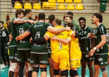 goias-volei-vence-fora-de-casa-e-entra-no-g-4-da-superliga-masculina