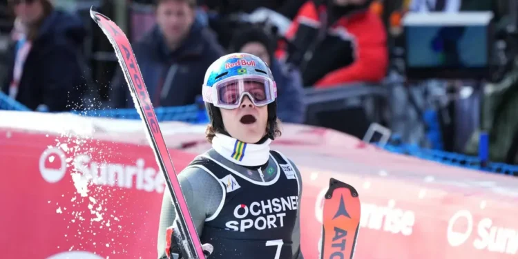 lucas-pinheiro-faz-historia-e-assume-lideranca-do-ranking-mundial