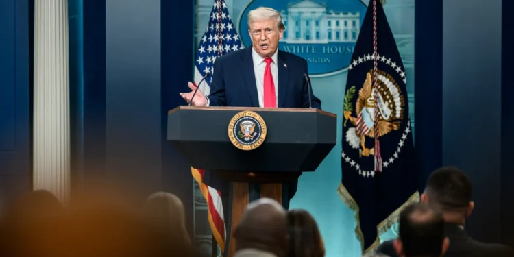 trump-recua-e-aceita-retirar-parte-do-ice-de-minneapolis