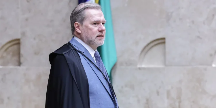 manobra-no-stf-tenta-manter-toffoli-no-caso-master-e-reduzir-desgaste