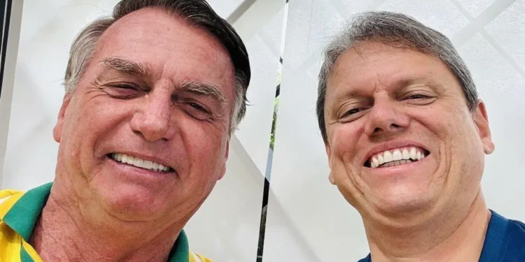 tarcisio-visita-bolsonaro:-gesto-sinaliza-tentativa-de-distensao