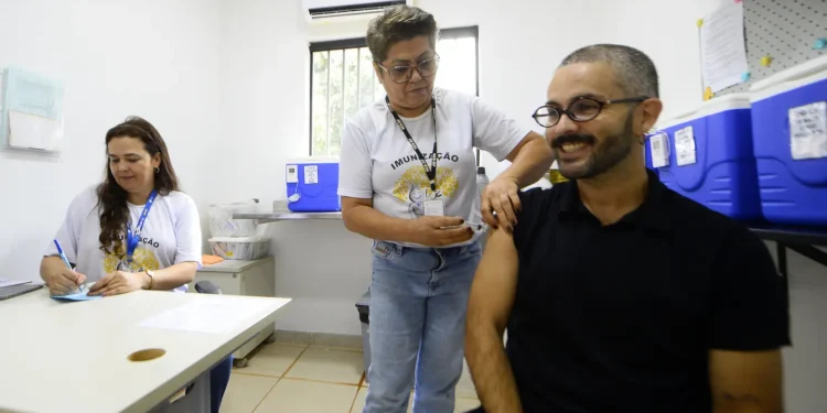 dia-d-contra-febre-amarela-leva-vacinacao-a-parques-e-zoologico-do-df-neste-sabado-(31)