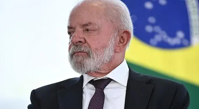 lula-passa-por-nova-cirurgia-de-catarata;-entenda-o-procedimento