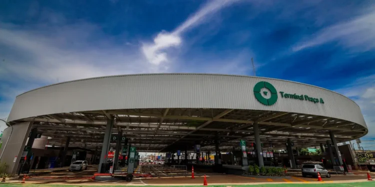 terminal-praca-a-e-reconstruido-e-passa-a-integrar-nova-fase-do-transporte-coletivo-em-goiania