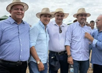 vice-presidente-do-senado-participa-da-abertura-nacional-da-colheita-da-soja-no-tocantins