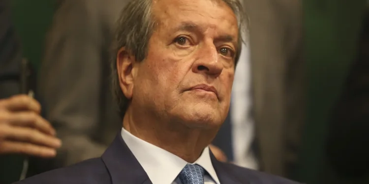 valdemar-diz-que-nao-ha-duvida-de-que-tarcisio-fara-campanha-para-flavio