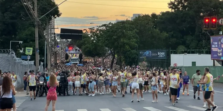 transito-em-goiania-tera-interdicoes-e-desvios-durante-circuito-de-blocos-no-sabado-(7)