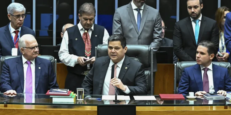 discursos-na-reabertura-do-ano-politico-viram-recados-cruzados-entre-poderes