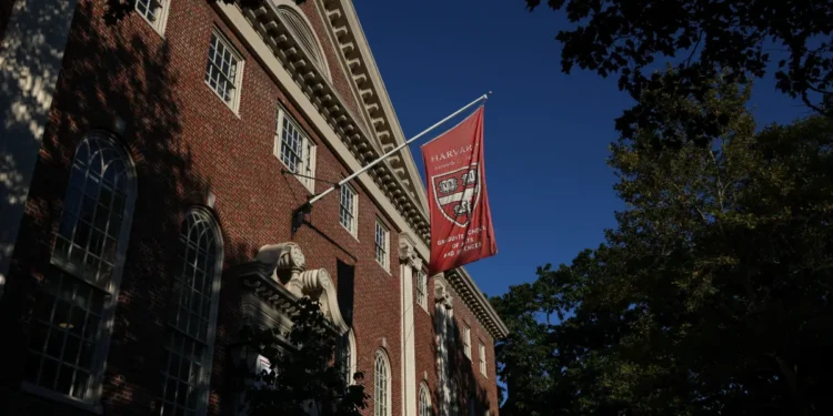 trump-exige-us$-1-bilhao-de-harvard-para-encerrar-investigacoes-federais