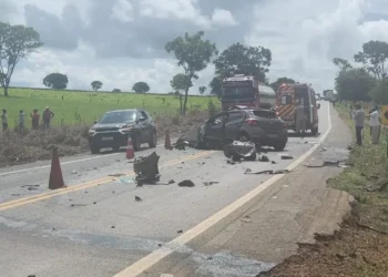 acidente-envolvendo-quatro-veiculos-deixa-dois-mortos-na-go-020,-em-bela-vista-de-goias