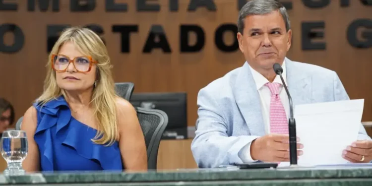 flavia-e-george-confirmam-permanencia-no-pdt-e-apoio-a-daniel-vilela