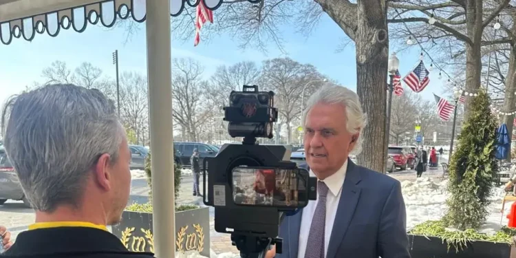 caiado-negocia-nos-eua-parcerias-em-minerais-criticos-com-foco-industrial