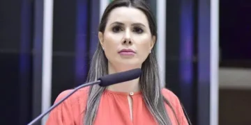 pl-descarta-de-toni-e-aposta-em-carlos-bolsonaro-para-o-senado