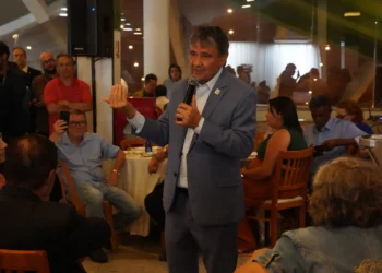 “investimos-em-goias-mais-de-r$-1-bi-em-areas-sociais”,-diz-wellingnton-dias,-ministro-de-lula