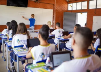 goias-convoca-professores-e-mec-abre-inscricoes-para-o-fies-2026