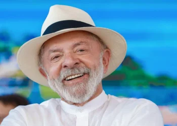 lula-empaca-nas-pesquisas,-mas-a-direita-nao-para-de-tentar-reelege-lo