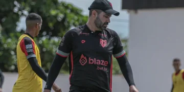 lacerda-admite-fase-ruim-e-exige-reacao-do-atletico-go-nas-quartas