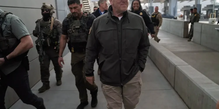 governo-trump-anuncia-inicio-da-retirada-do-ice-de-minnesota