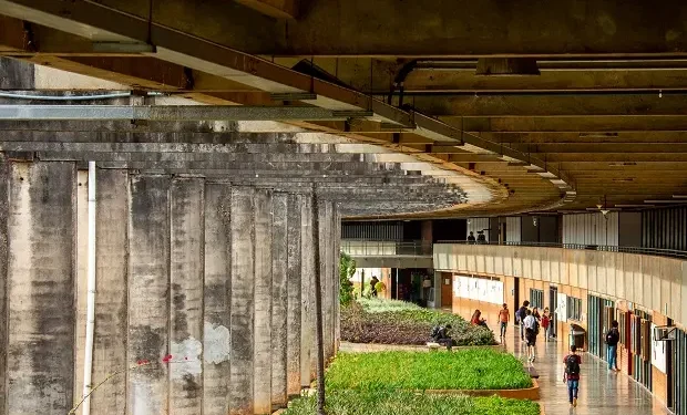 unb-abre-concurso-para-45-vagas-de-professor-com-salario-inicial-de-r$-13,2-mil