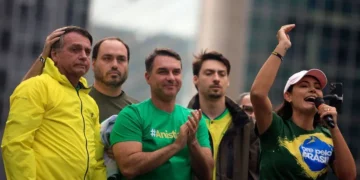 familia-bolsonaro-ja-entrou-em-campo-para-2026