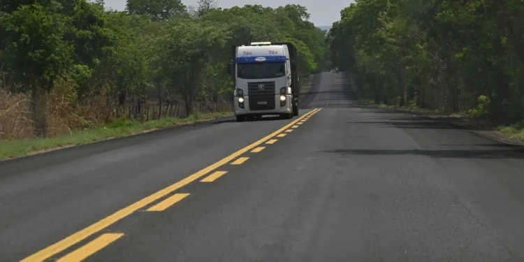 carnaval-2026-tera-restricao-para-caminhoes-em-rodovias-estaduais-de-goias