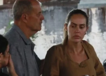 relatos-de-ameacas-marcam-enterro-de-crianca-morta-pelo-pai-em-itumbiara