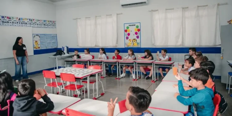 goias-transforma-politicas-educacionais-em-resultado-e-conquista-selo-ouro-da-alfabetizacao