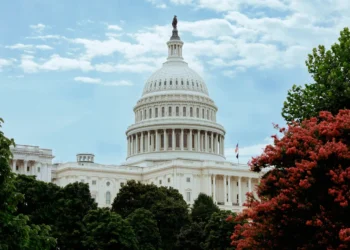 eua-entram-em-shutdown-parcial-apos-falta-de-acordo-no-congresso