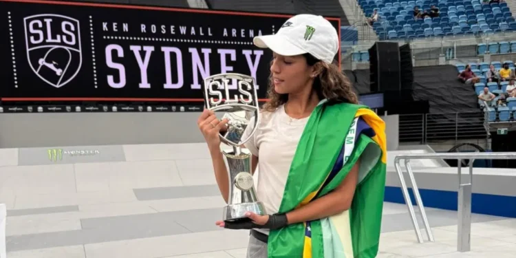 rayssa-leal-reage-na-final-e-conquista-titulo-da-sls-em-sydney