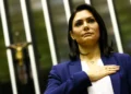 michelle-evita-confirmar-pre-candidatura-e-contradiz-flavio