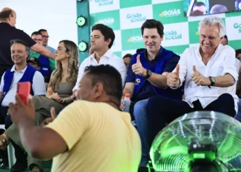 entorno-do-df-fortalece-apoio-a-daniel-diante-da-divisao-entre-pl-e-mdb-em-goias