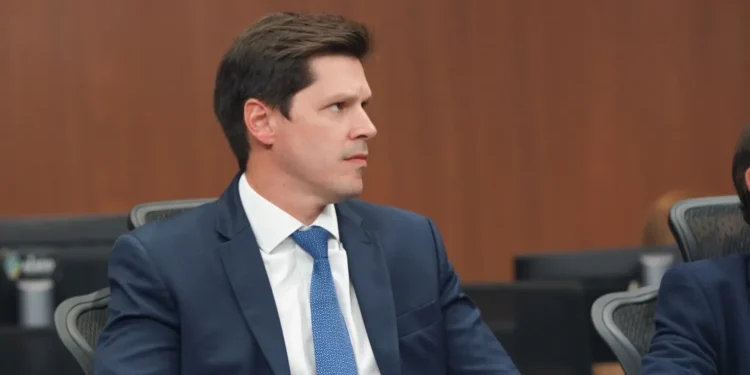 gestao-aprovada-garante-voto?-o-desafio-de-daniel-ate-outubro