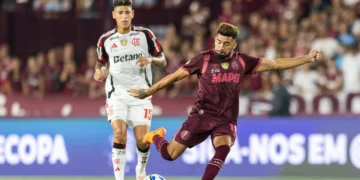 lanus-vence-flamengo-por-1-a-0-e-sai-na-frente-na-final-da-recopa-sul-americana