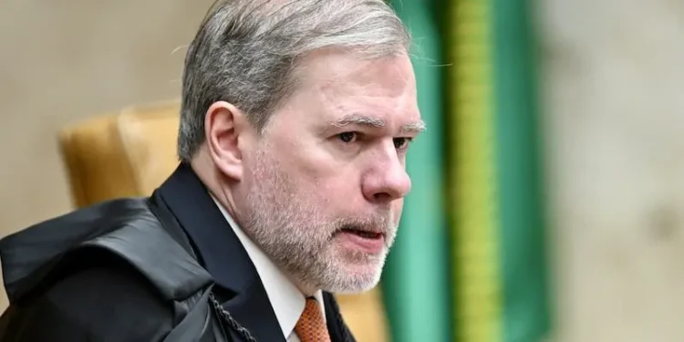 fachin-arquiva-acao-contra-toffoli