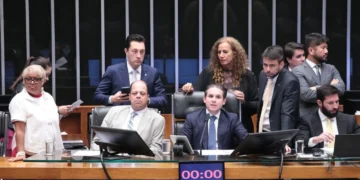 pl-antifaccao-avanca-sob-pressao-politica