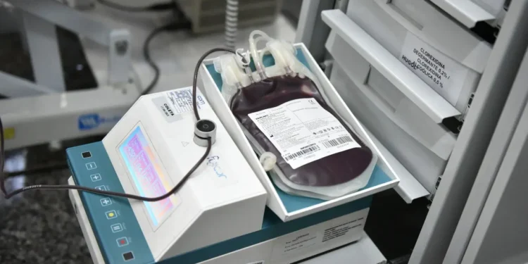 estoques-caem-70%-e-saude-de-goias-reforca-pedido-de-doacao-de-sangue-no-hugol