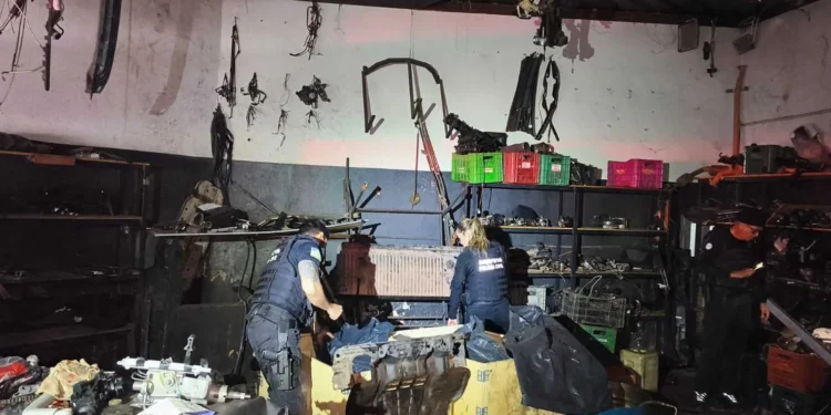 policia-civil-investiga-rota-de-caminhonetes-furtadas-de-minas-para-goias