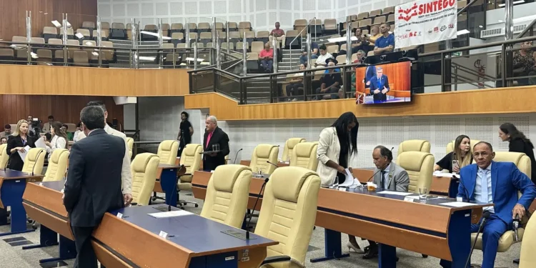 17-vereadores-devem-disputar-as-eleicoes-e-7-podem-trocar-de-partido