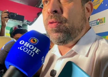 “vamos-batalhar-para-derrubar-a-escala-6×1.-questao-de-honra”,-diz-boulos