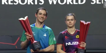 hugo-calderano-e-bruna-takahashi-fazem-historia-e-conquistam-o-singapore-smash-em-dulpas-mista