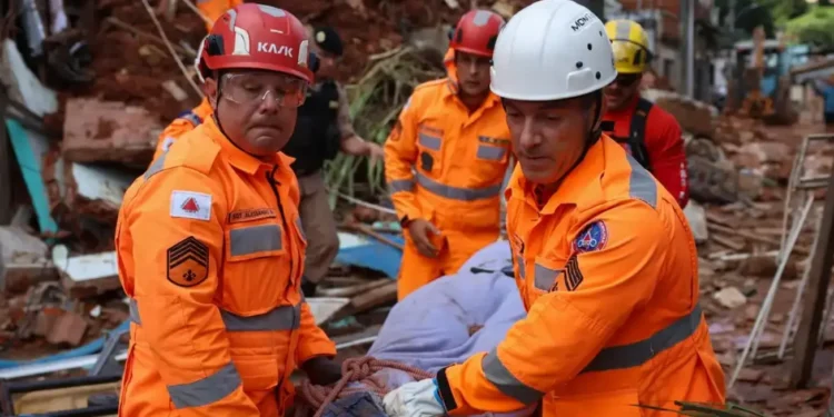 sobe-para-64-o-numero-de-mortos-apos-temporais-em-minas-gerais