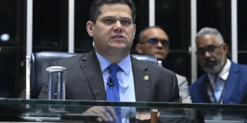 alcolumbre-definira-quebra-de-sigilos-de-lulinha-apos-tumulto-na-cpmi-do-inss